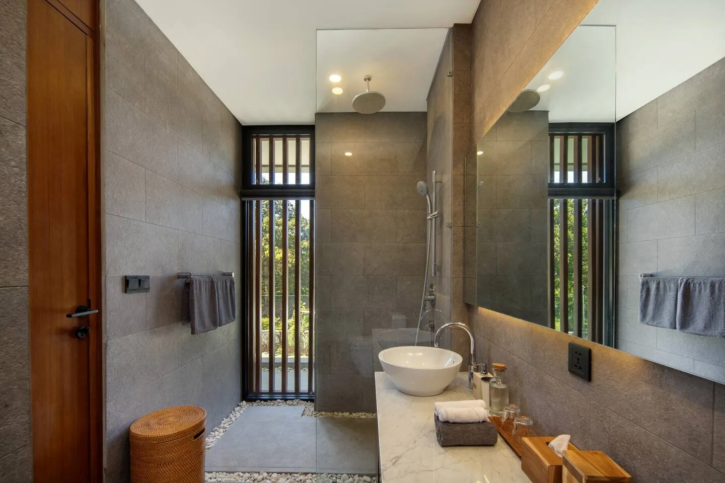 Villa Serangan ensuite bathroom